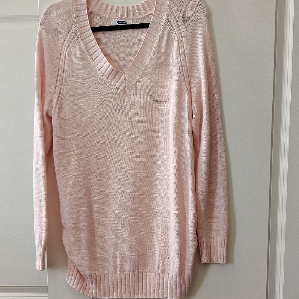 Old Navy Maternity Soft Pink V-Neck Sweater